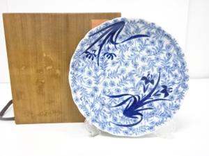 古伊万里　藍柿右衛門　手新松葉　七寸皿